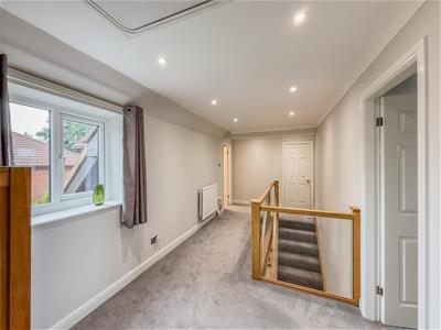 FIRST FLOOR LANDING
